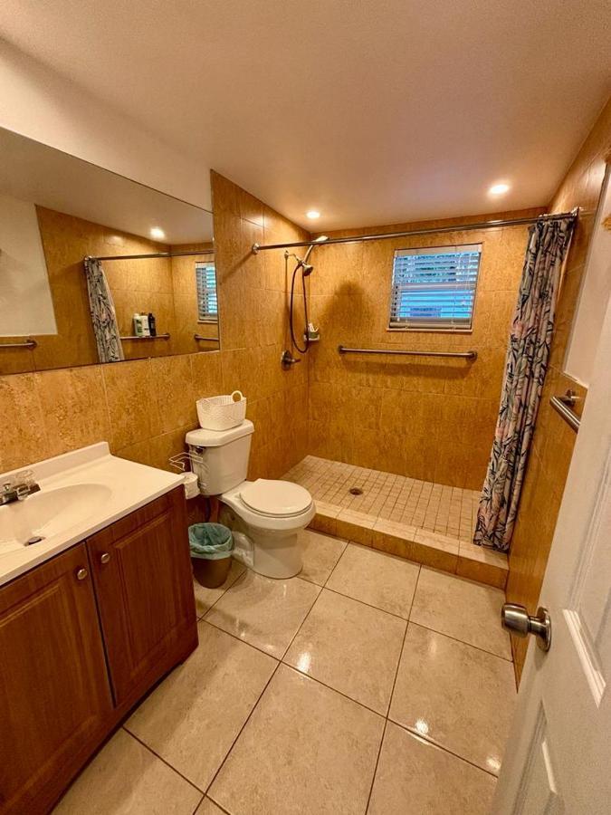 Quiet & Centrally Located House - Private Parking, Laundry And Storage For Luggage Miami Exterior foto